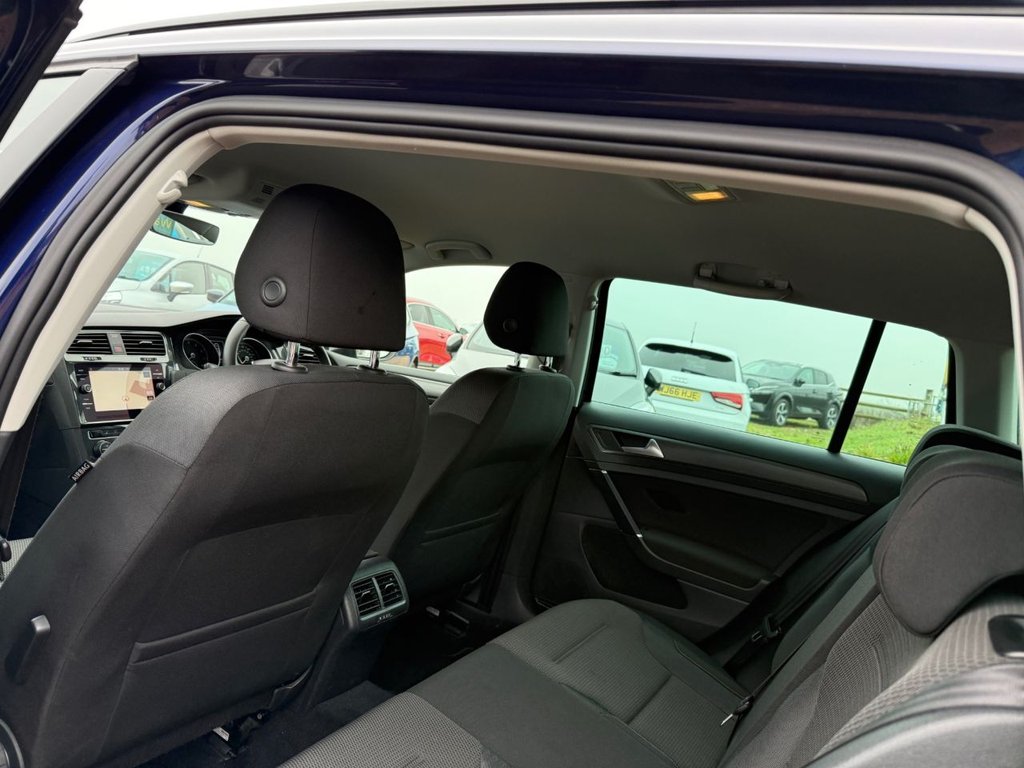 Used Volkswagen Golf 2019 for sale - 76642471: Photo 10