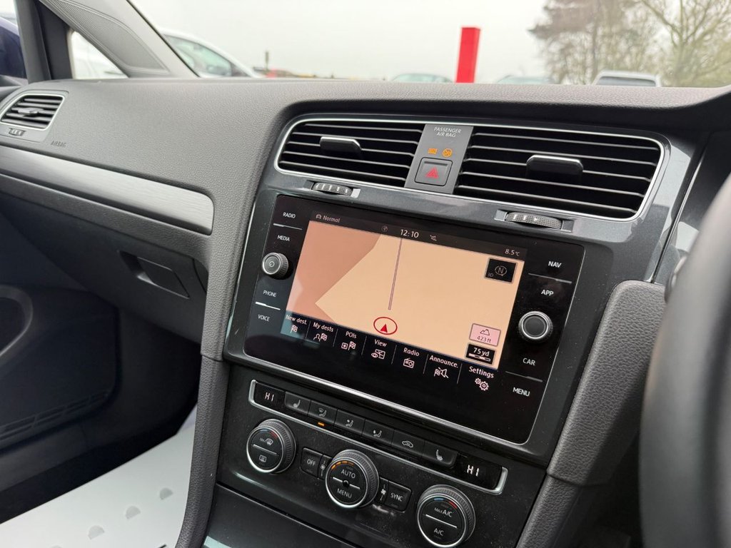 Used Volkswagen Golf 2019 for sale - 76642471: Photo 14