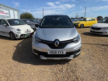 Used Renault Captur 2019 for sale - 79494290: Photo