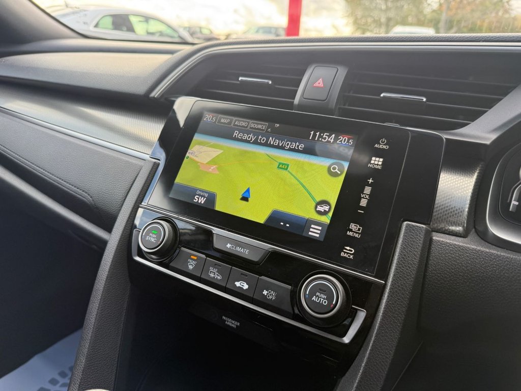 Used Honda Civic 2018 for sale - 76451925: Photo 14