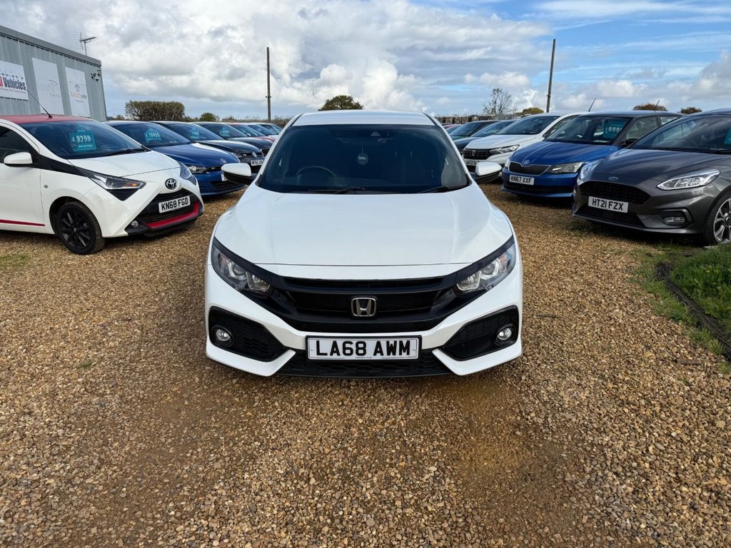 Used Honda Civic 2018 for sale - 76451925: Photo 2