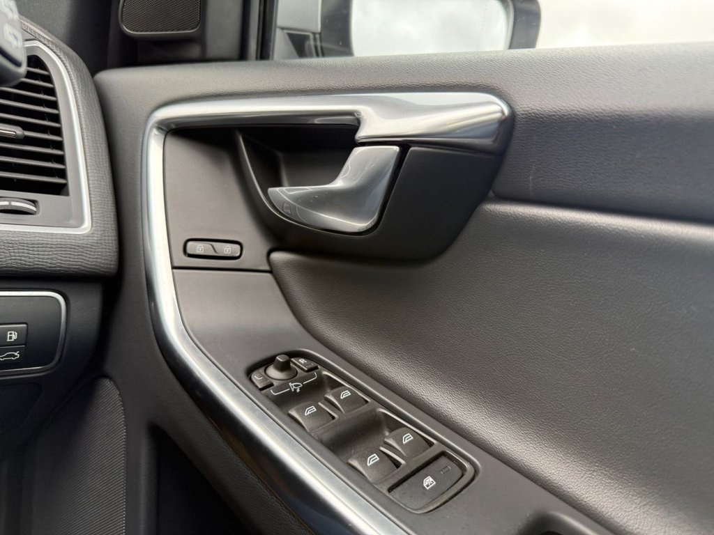 Used Volvo XC60 2016 for sale - 76451978: Photo 16