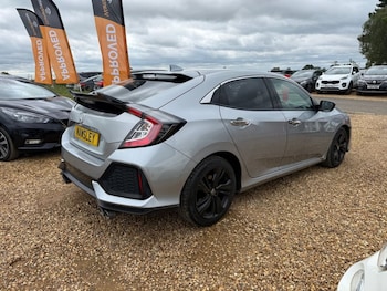 Used Honda Civic 2019 for sale - 78908274: Photo