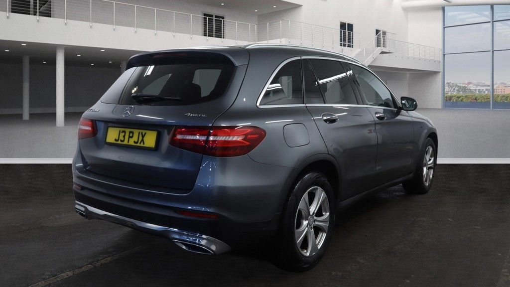 Used Mercedes-Benz GLC 2016 for sale - 77547489: Photo 3