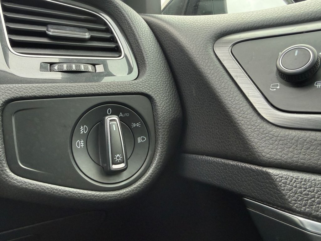 Used Volkswagen Golf 2019 for sale - 77250586: Photo 15