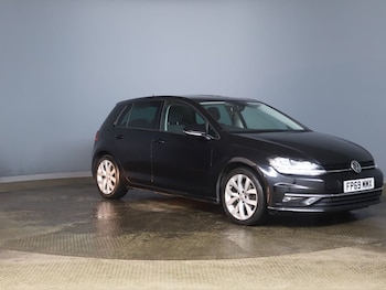 Used Volkswagen Golf 2019 for sale - 77250586: Photo