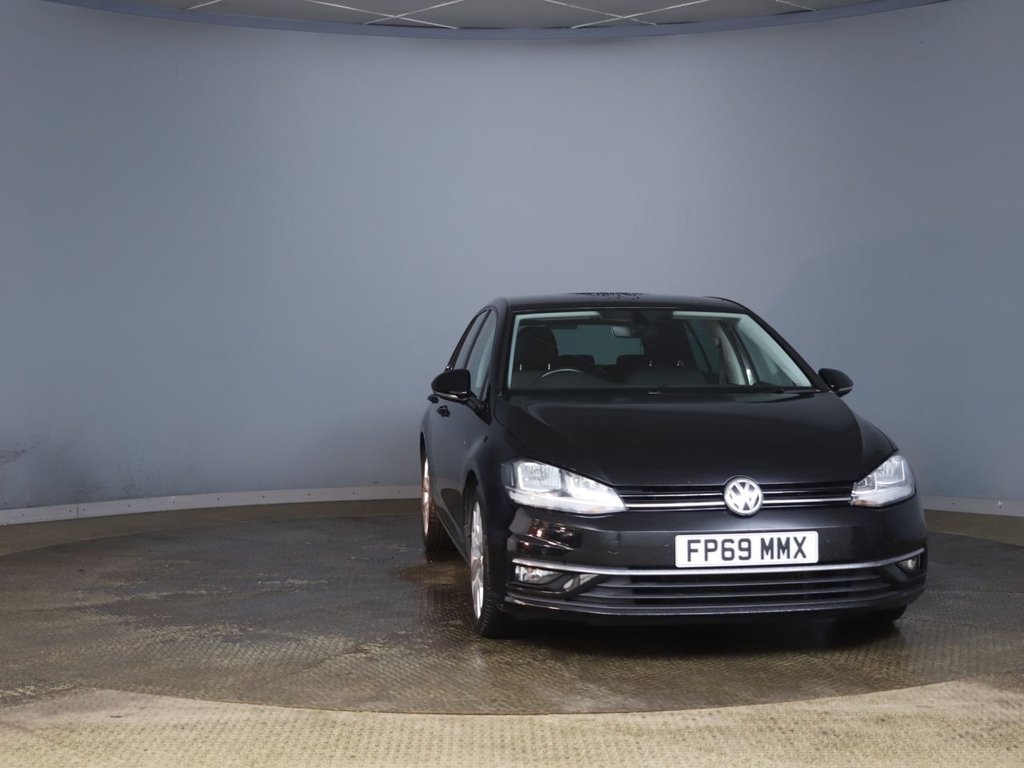 Used Volkswagen Golf 2019 for sale - 77250586: Photo 2