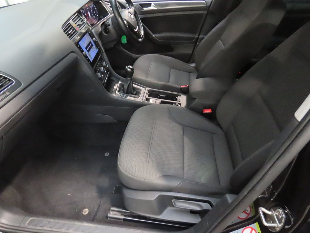 Used Volkswagen Golf 2019 for sale - 77250586: Photo 4