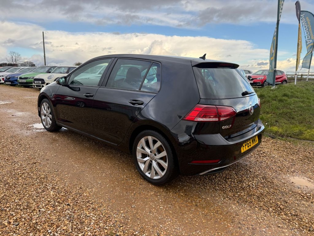 Used Volkswagen Golf 2019 for sale - 77250586: Photo 9