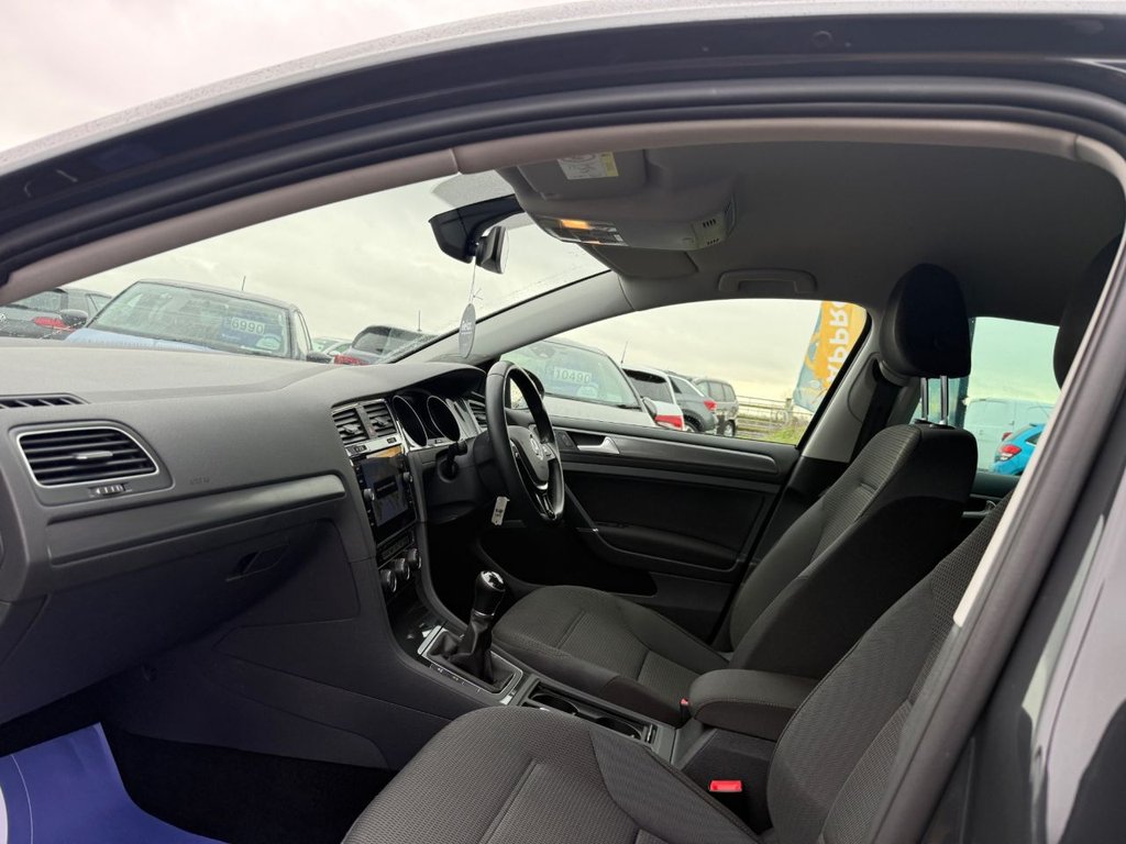 Used Volkswagen Golf 2019 for sale - 76914760: Photo 4