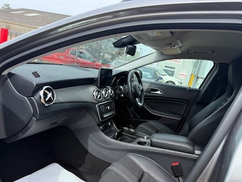 Used Mercedes-Benz GLA 2019 for sale - 79009573: Photo
