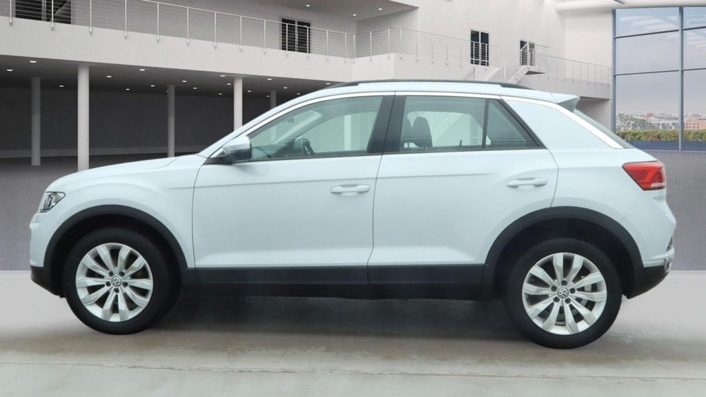 Used Volkswagen T-Roc 2019 for sale - 77065245: Photo 8