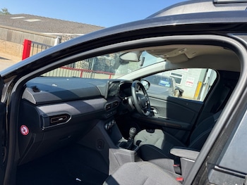 Used Dacia Sandero Stepway 2023 for sale - 79498770: Photo