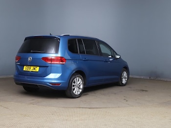 Used Volkswagen Touran 2018 for sale - 78457725: Photo