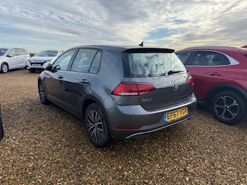 Used Volkswagen Golf 2018 for sale - 76717166: Photo