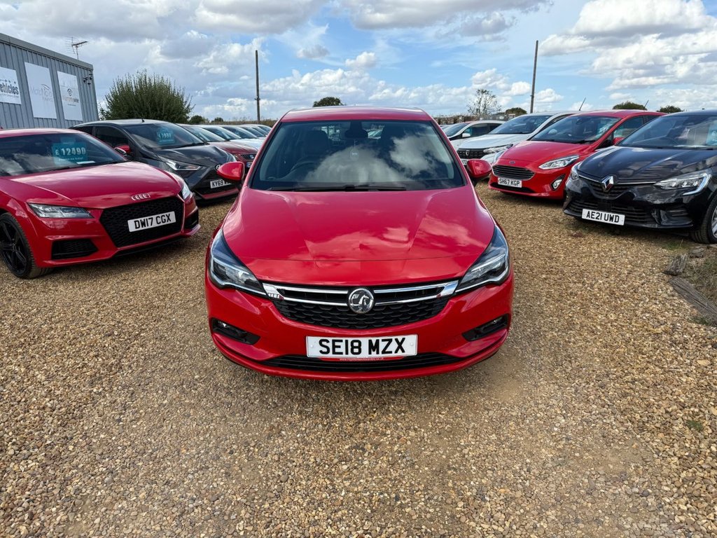 Used Vauxhall Astra 2018 for sale - 76451934: Photo 2