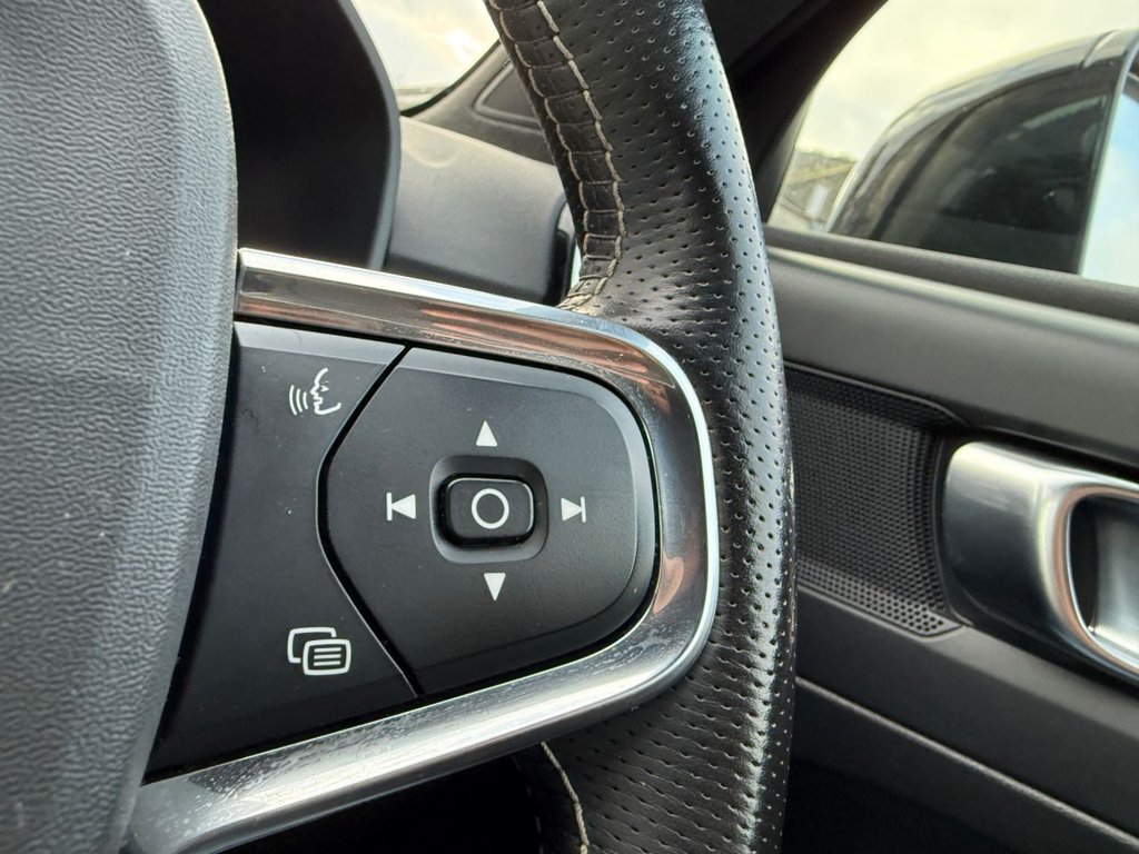 Used Volvo XC40 2021 for sale - 77027530: Photo 16