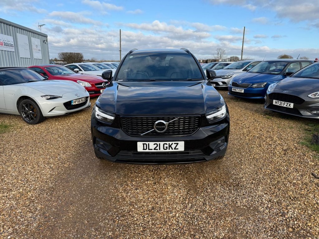 Used Volvo XC40 2021 for sale - 77027530: Photo 2