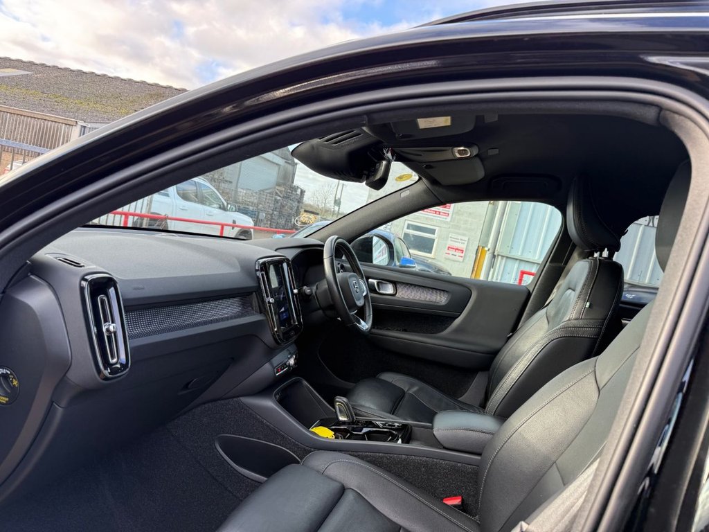 Used Volvo XC40 2021 for sale - 77027530: Photo 4