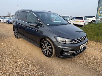 Used Volkswagen Touran 2018 for sale - 77983037: Photo