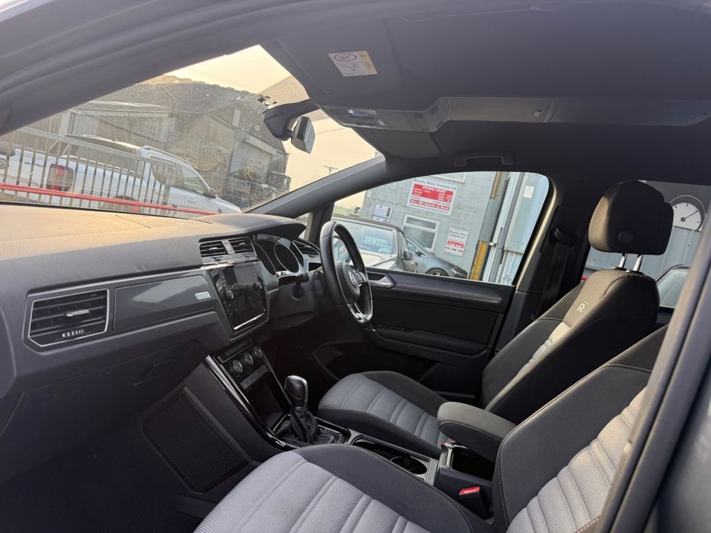 Used Volkswagen Touran 2018 for sale - 77983037: Photo 4