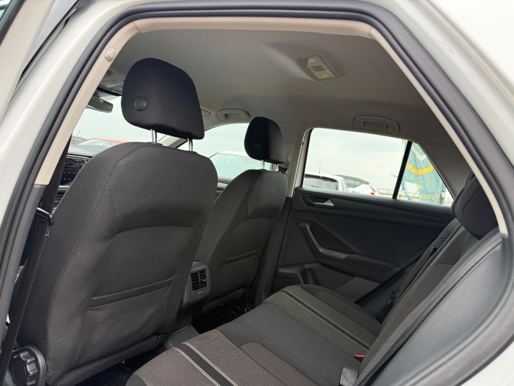 Used Volkswagen T-Roc 2018 for sale - 77620948: Photo 10