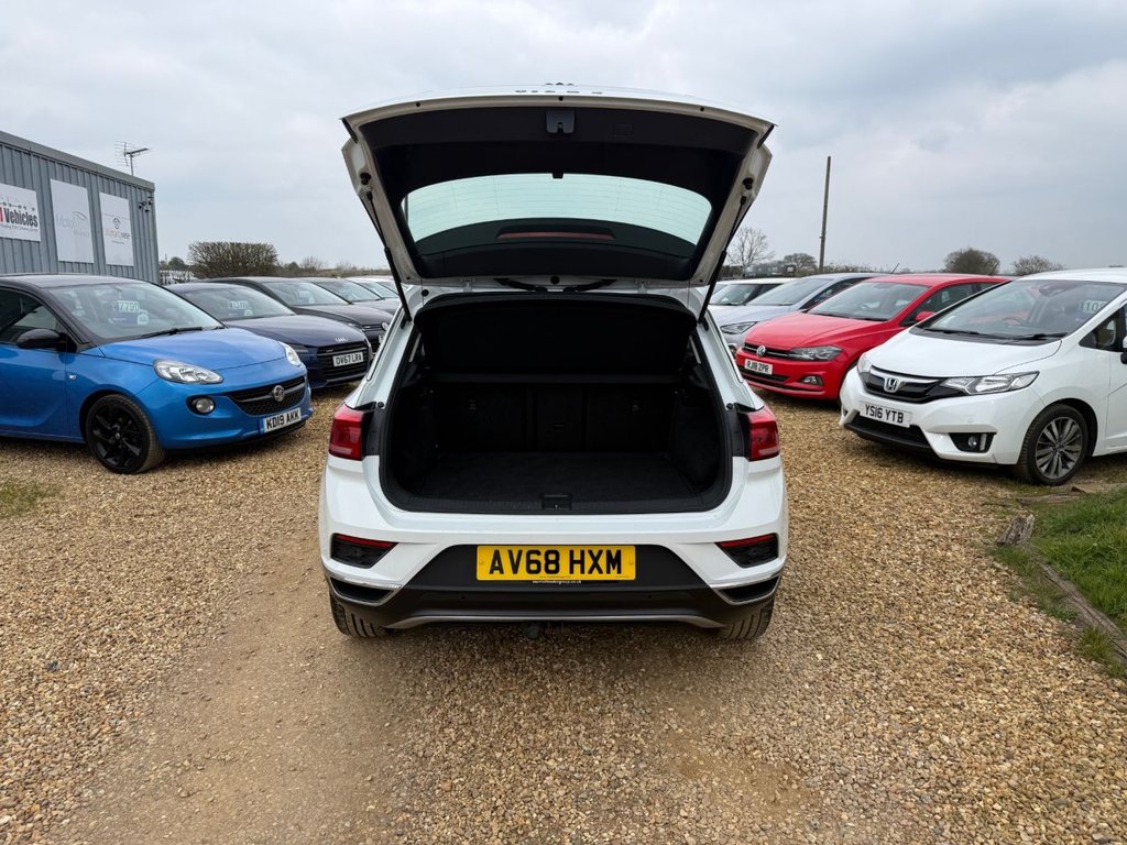 Used Volkswagen T-Roc 2018 for sale - 77620948: Photo 11