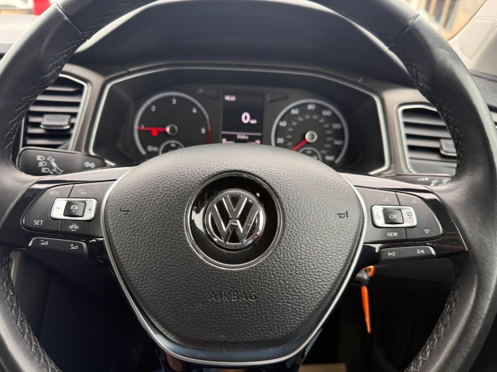 Used Volkswagen T-Roc 2018 for sale - 77620948: Photo 13