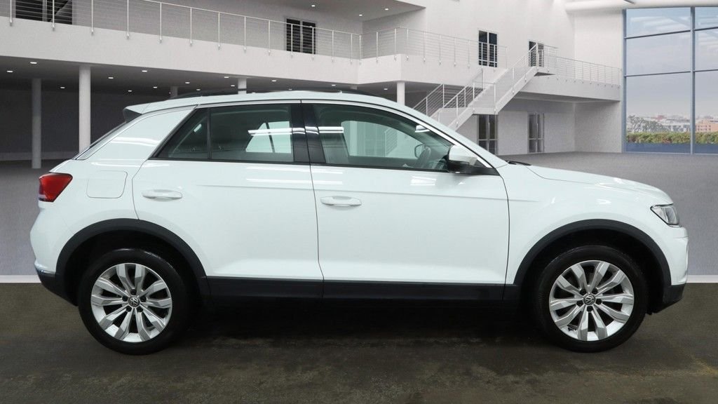 Used Volkswagen T-Roc 2018 for sale - 77620948: Photo 7