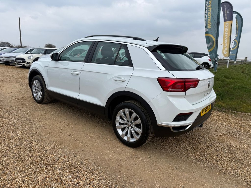 Used Volkswagen T-Roc 2018 for sale - 77620948: Photo 9