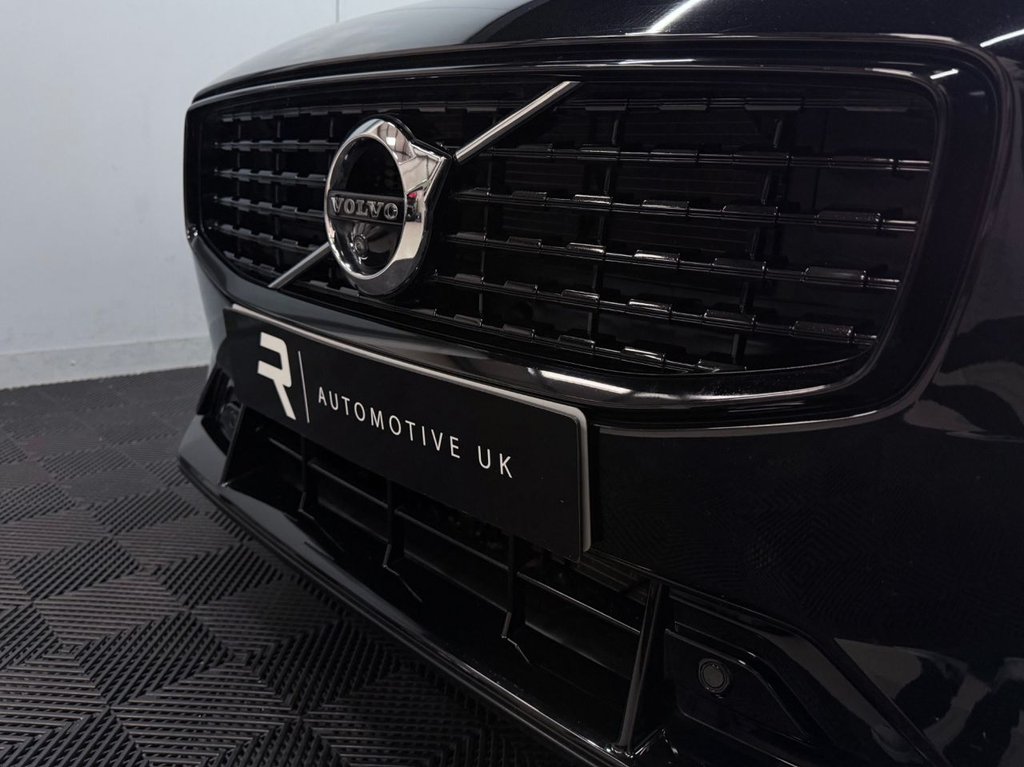 Used Volvo V60 2024 for sale - 76509737: Photo 13