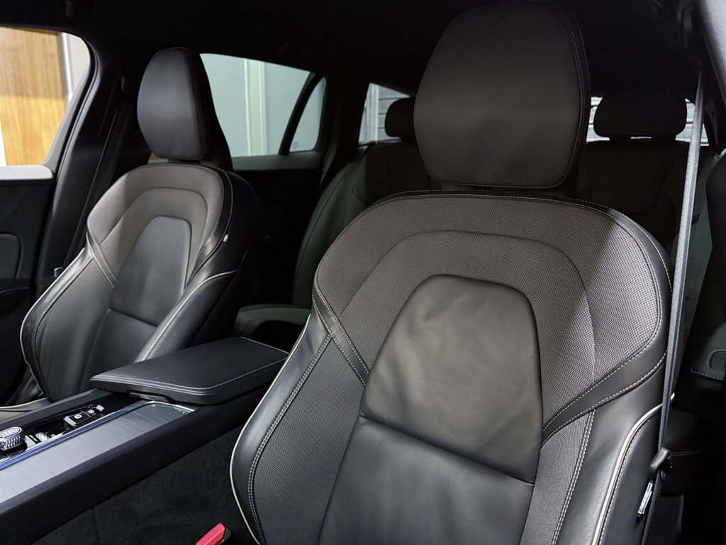 Used Volvo V60 2024 for sale - 76509737: Photo 37