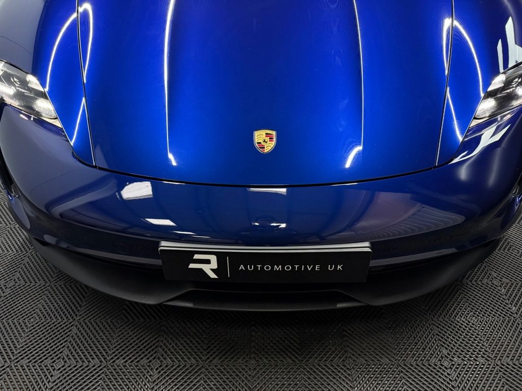 Used Porsche Taycan 2021 for sale - 76582289: Photo 21