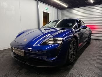 Used Porsche Taycan 2021 for sale - 76582289: Photo