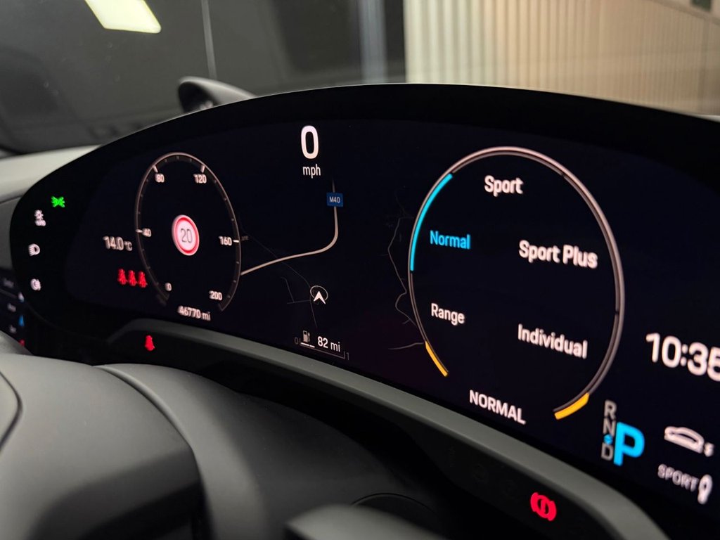 Used Porsche Taycan 2021 for sale - 76582289: Photo 48