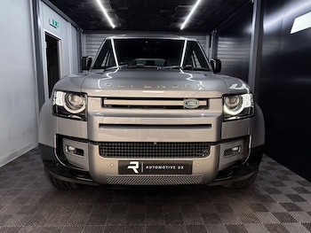 Used Land Rover Defender 2021 for sale - 78688890: Photo