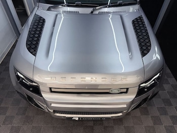 Used Land Rover Defender 2021 for sale - 78688890: Photo