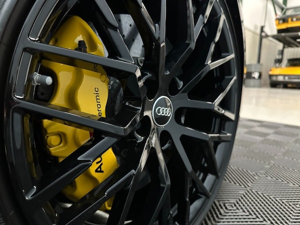 Used Audi R8 2016 for sale - 76105436: Photo 5