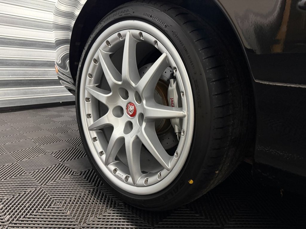 Used Jaguar XKR 2002 for sale - 77301832: Photo 15