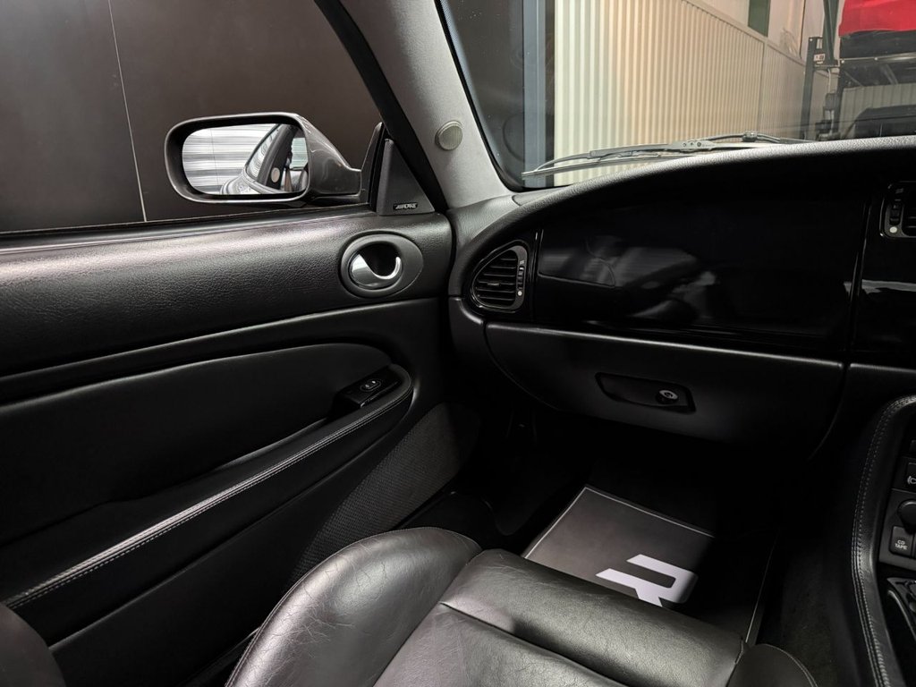 Used Jaguar XKR 2002 for sale - 77301832: Photo 29