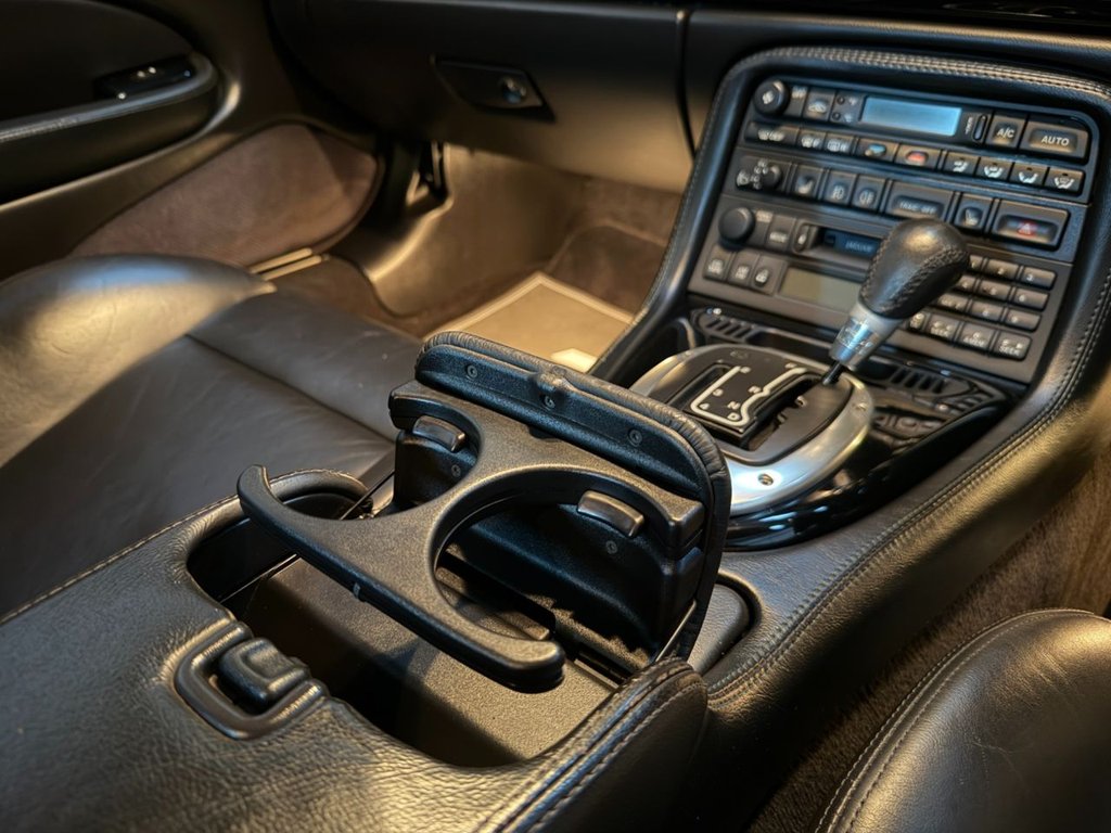 Used Jaguar XKR 2002 for sale - 77301832: Photo 30