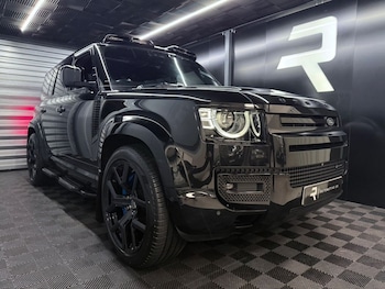 Used Land Rover Defender 2021 for sale - 78793037: Photo