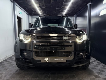 Used Land Rover Defender 2021 for sale - 78793037: Photo