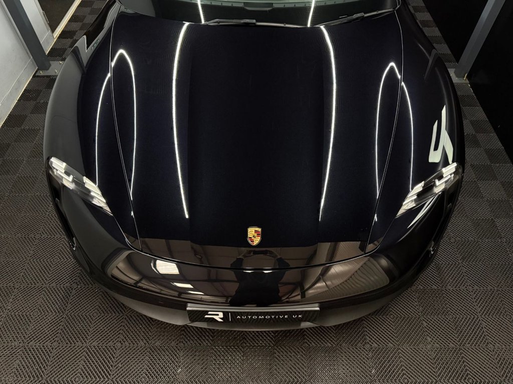 Used Porsche Taycan 2021 for sale - 77483481: Photo 12