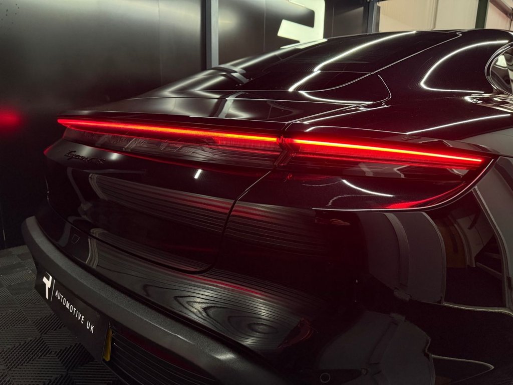 Used Porsche Taycan 2021 for sale - 77483481: Photo 22