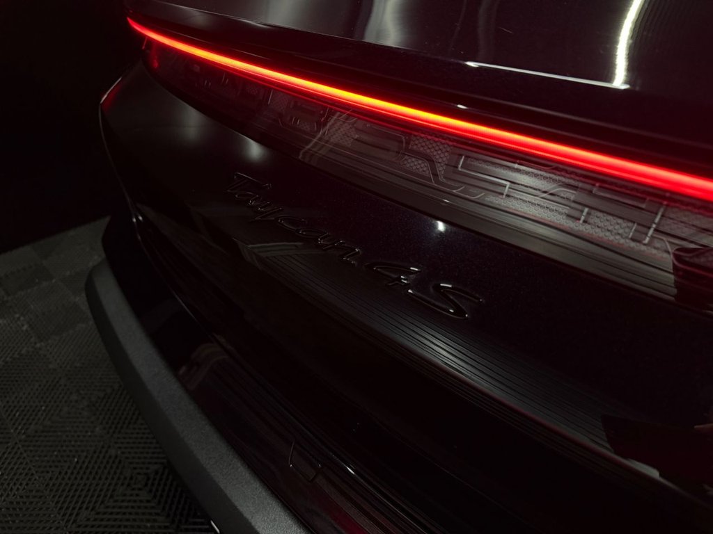 Used Porsche Taycan 2021 for sale - 77483481: Photo 24