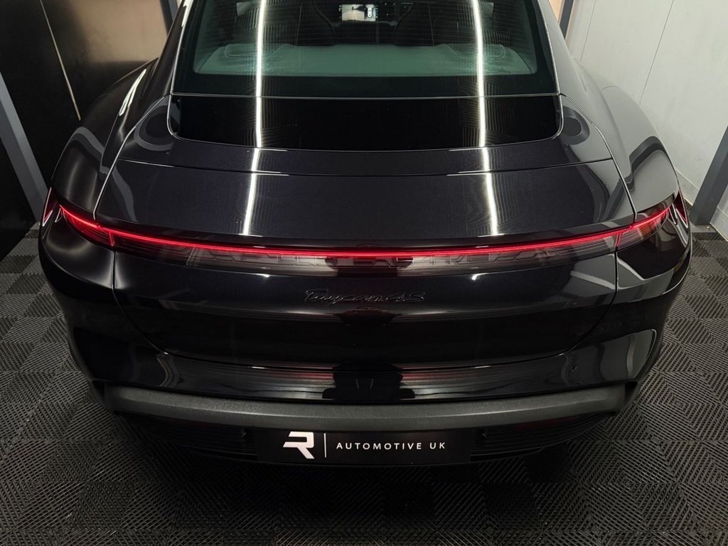 Used Porsche Taycan 2021 for sale - 77483481: Photo 30