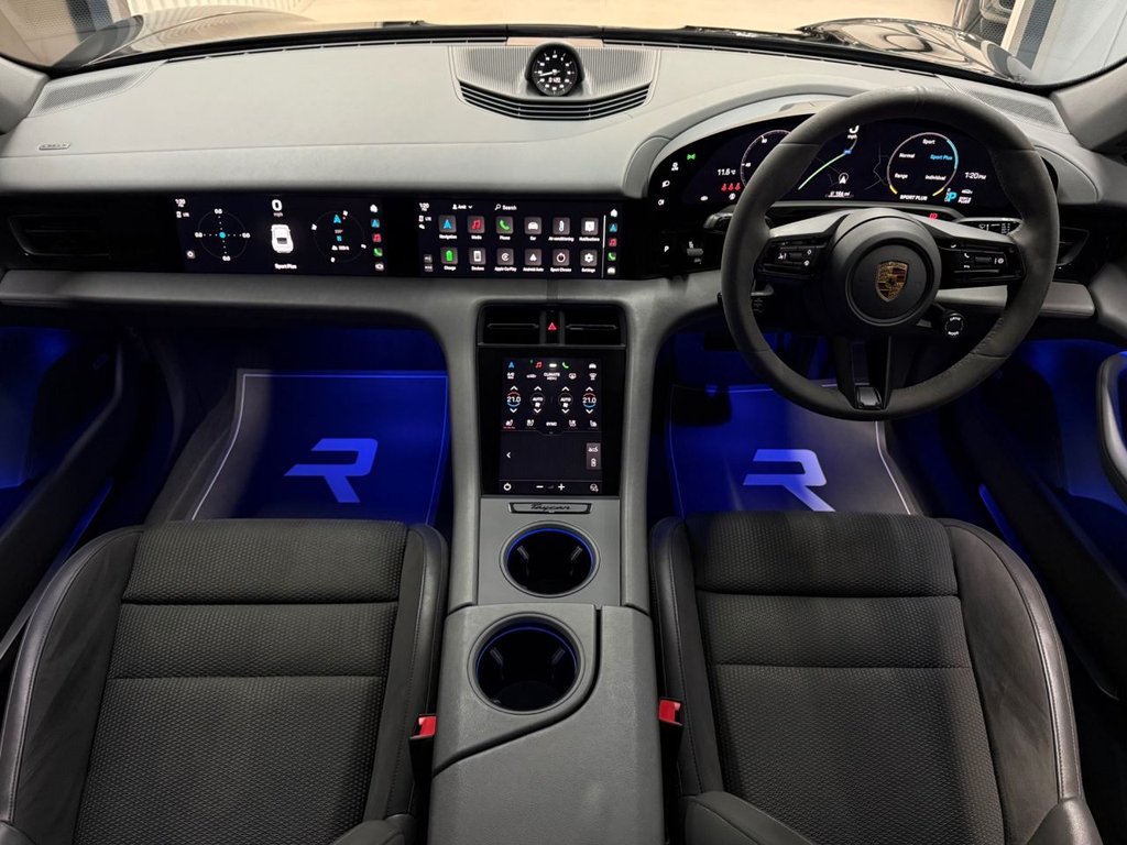 Used Porsche Taycan 2021 for sale - 77483481: Photo 32