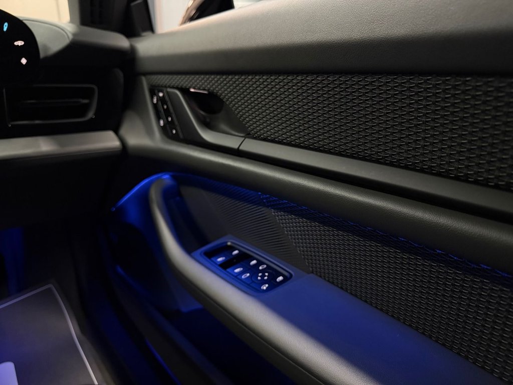 Used Porsche Taycan 2021 for sale - 77483481: Photo 44