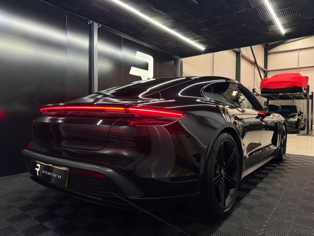 Used Porsche Taycan 2021 for sale - 77483481: Photo 8